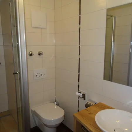 Hotel Zum Goldenen Lamm 4*
