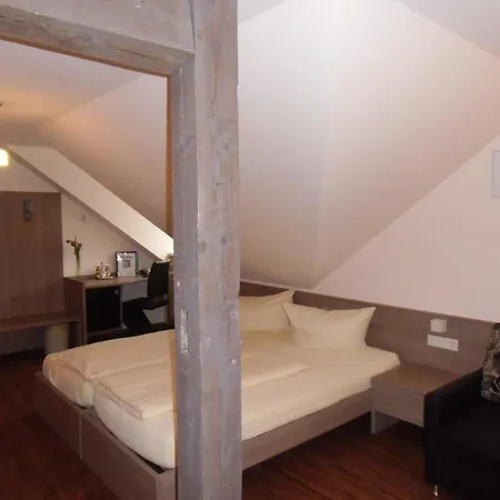 Hotel Zum Goldenen Lamm 4*