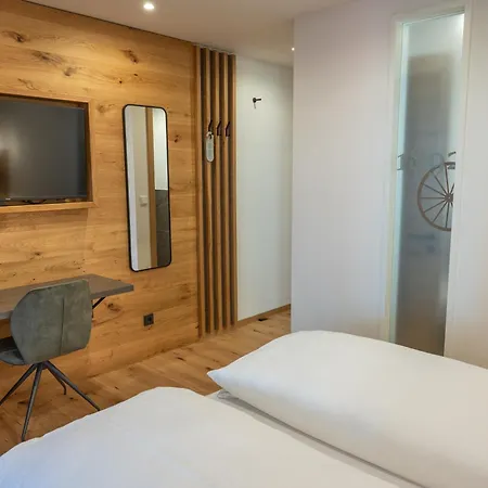 Zum Goldenen Lamm 4* Wettelsheim