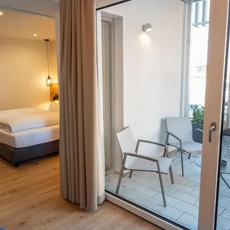 Hotel Zum Goldenen Lamm 4*