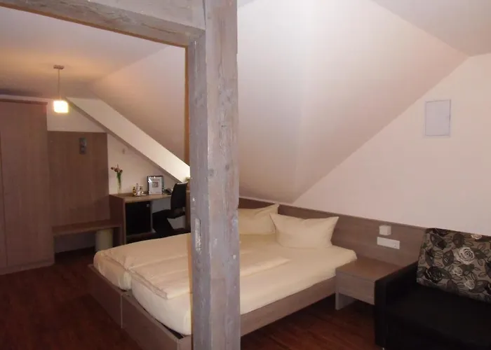 Hotel Zum Goldenen Lamm 4*