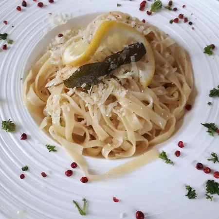 Zum Goldenen Lamm Szálloda Wettelsheim