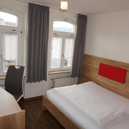 Zum Goldenen Lamm 4* Wettelsheim