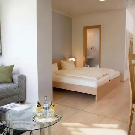 Zum Goldenen Lamm 4* Wettelsheim