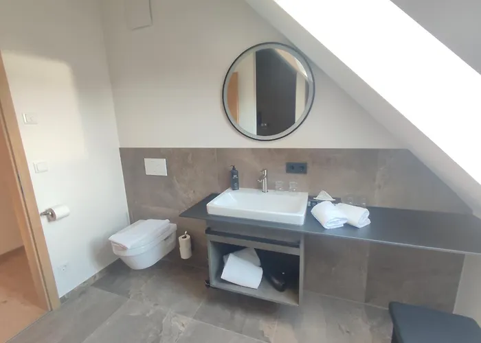 Hotel Zum Goldenen Lamm 4*